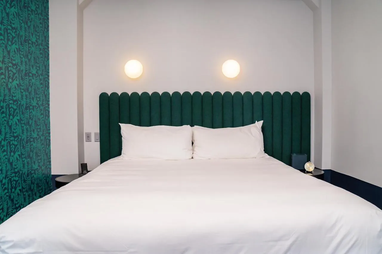 Woodlark Hotel Portland A Tribute Portfolio Hotel